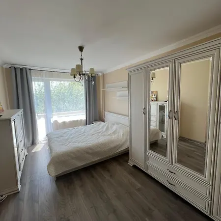 Moderns, Gaiss, Plass! A++ 3 Istabu Dzivoklis Apartment *